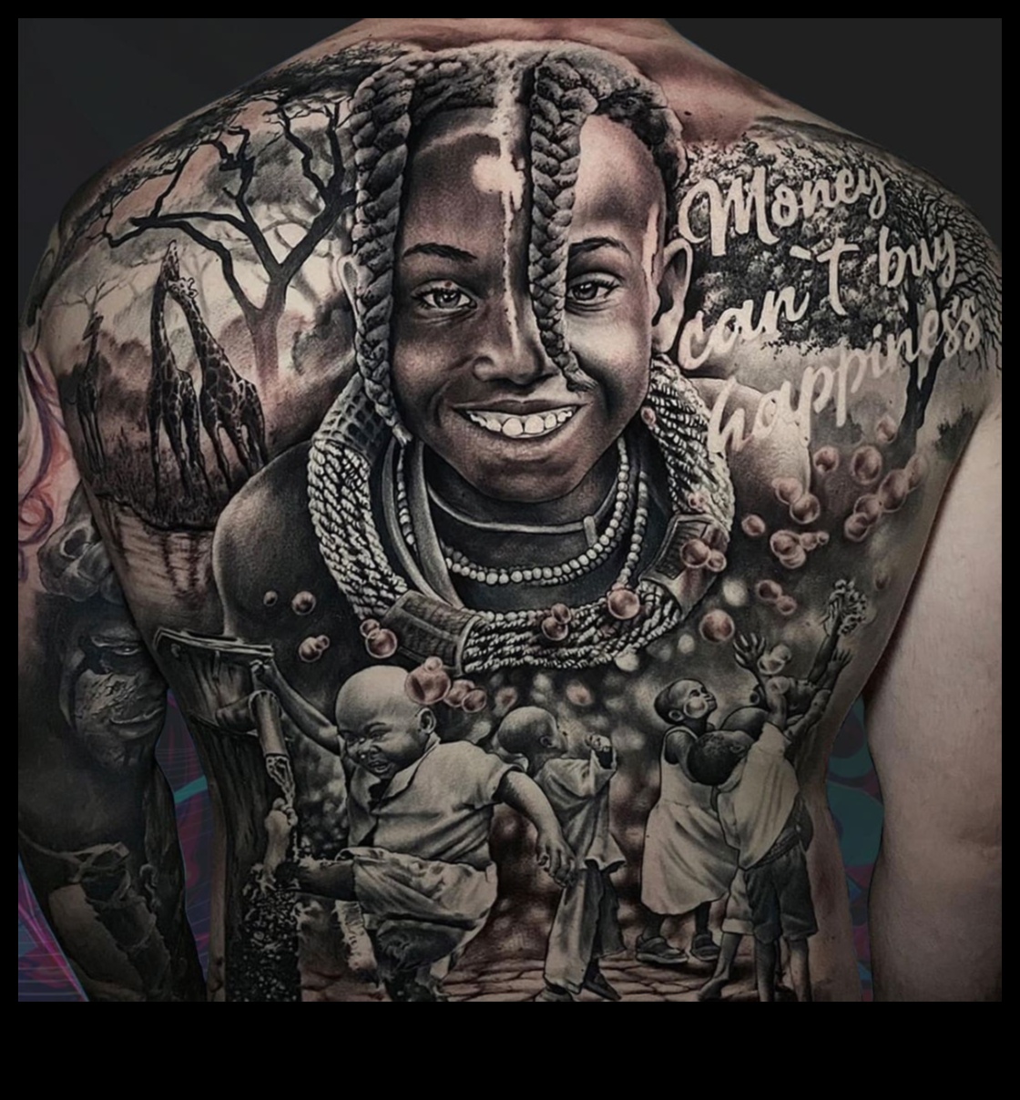 Vizuālā simfonija: reālisma tetovējumi fotogrāfijas detaļās