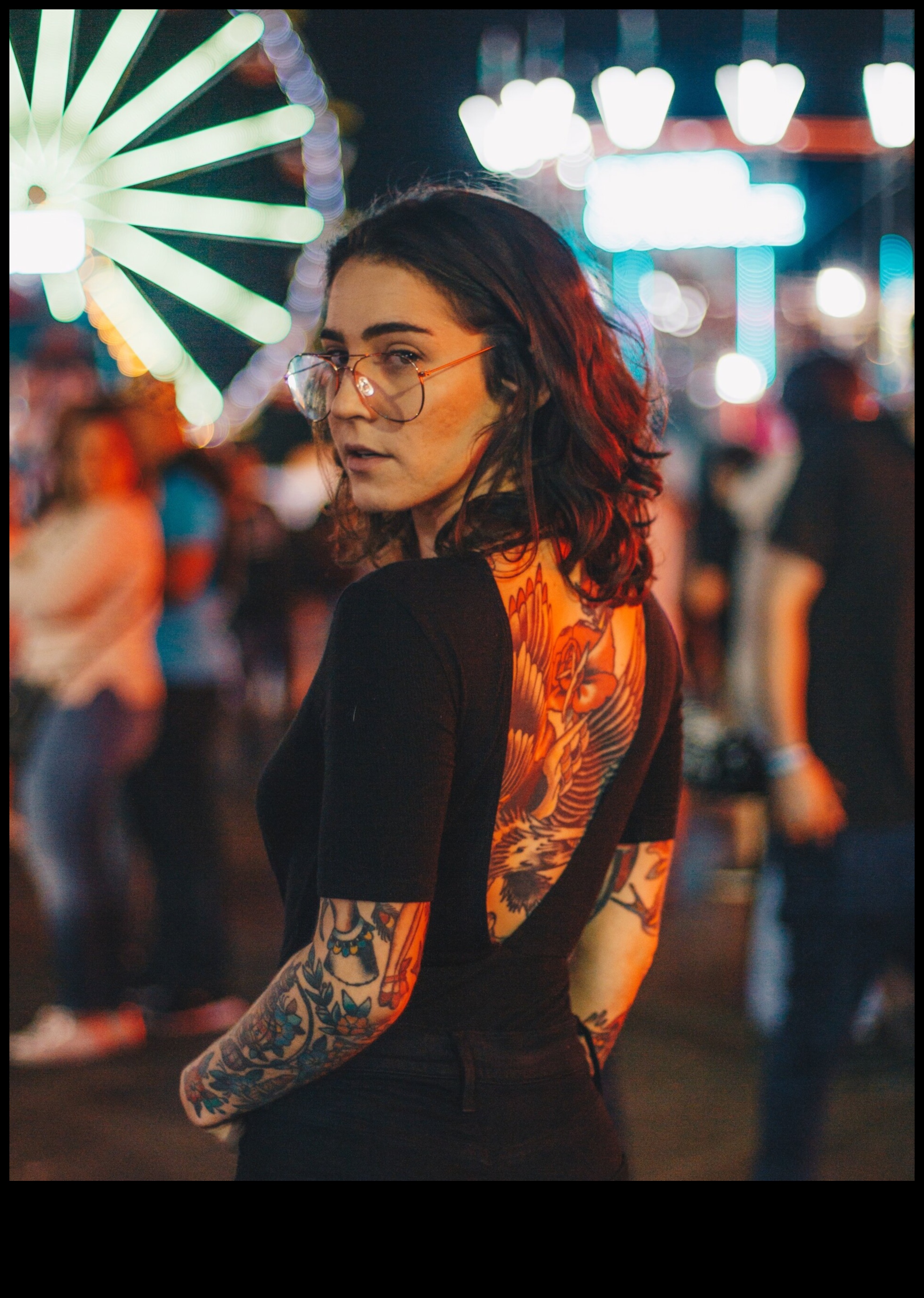 Tradīcijas atjaunošana: atzīmējiet tradicionālās tetovēšanas mākslu