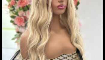 Beachy Bliss: vienkāršas, viļņotas frizūras saules skūpstītam izskatam