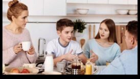 Harmonija mājās: uzmanīgas audzināšanas prakse dzīvespriecīgām ģimenēm