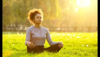 Priecīga dzīve: kā meditācija maina jūsu emocionālo labsajūtu